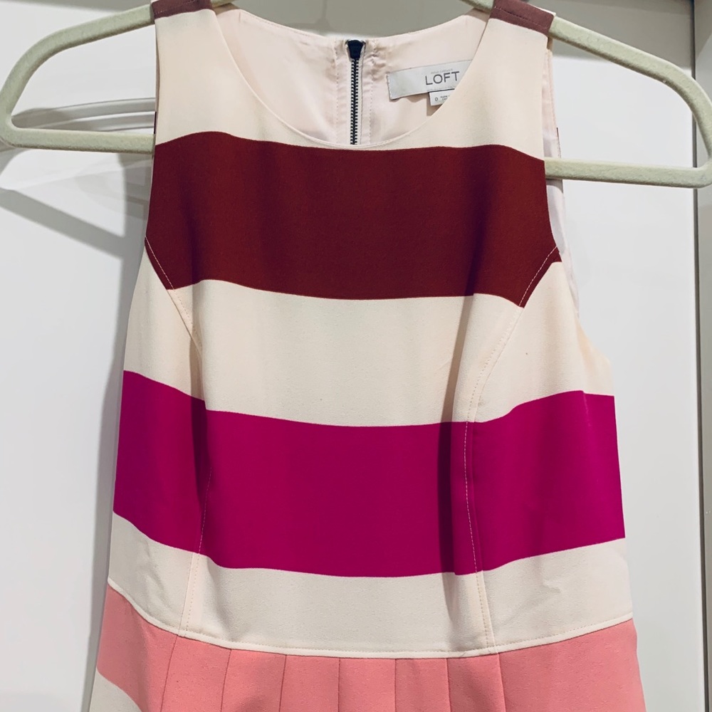 Loft Dress - Picture 2 of 3
